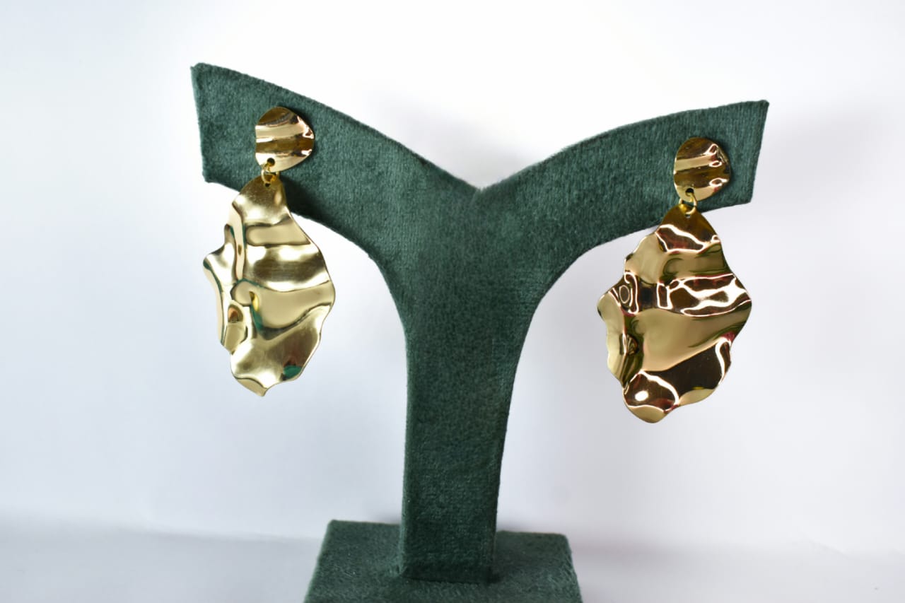 gold-earing - Thakurani Overseas